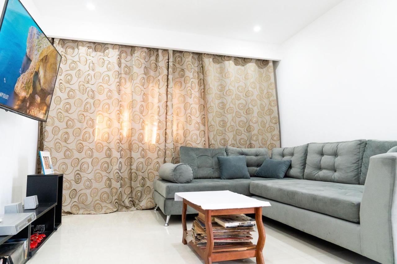 Departamento En Ezeiza Apartment Буенос Айрес Екстериор снимка